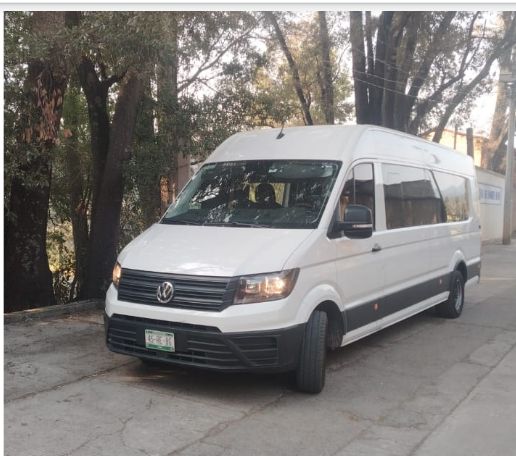 Unidad Travelitmx para 20 pasajeros